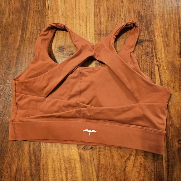 Iwa company Athletic top - Picture 2 of 3